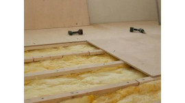 Что лучше положить на пол в квартире осб или фанеру? Что лучше положить на пол в квартире осб или фанеру?